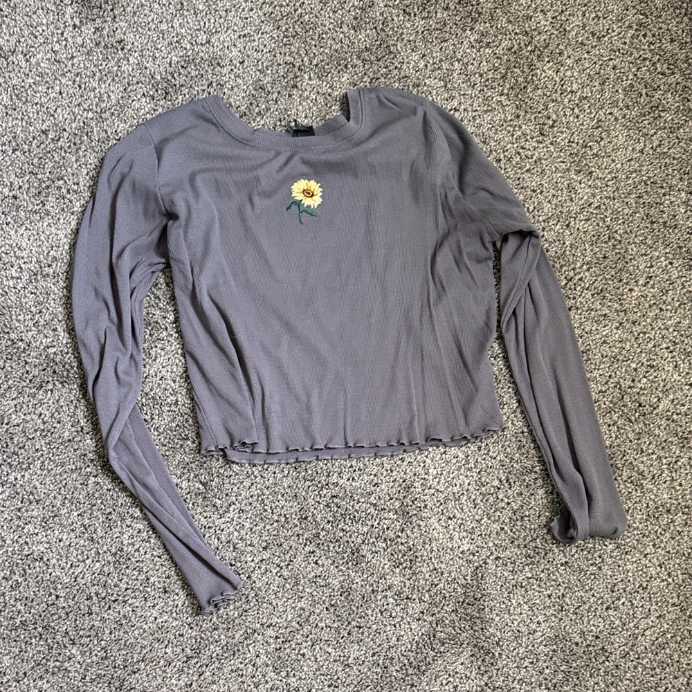 Wild Fable Gray Long Sleeve Top with Sunflower Detail